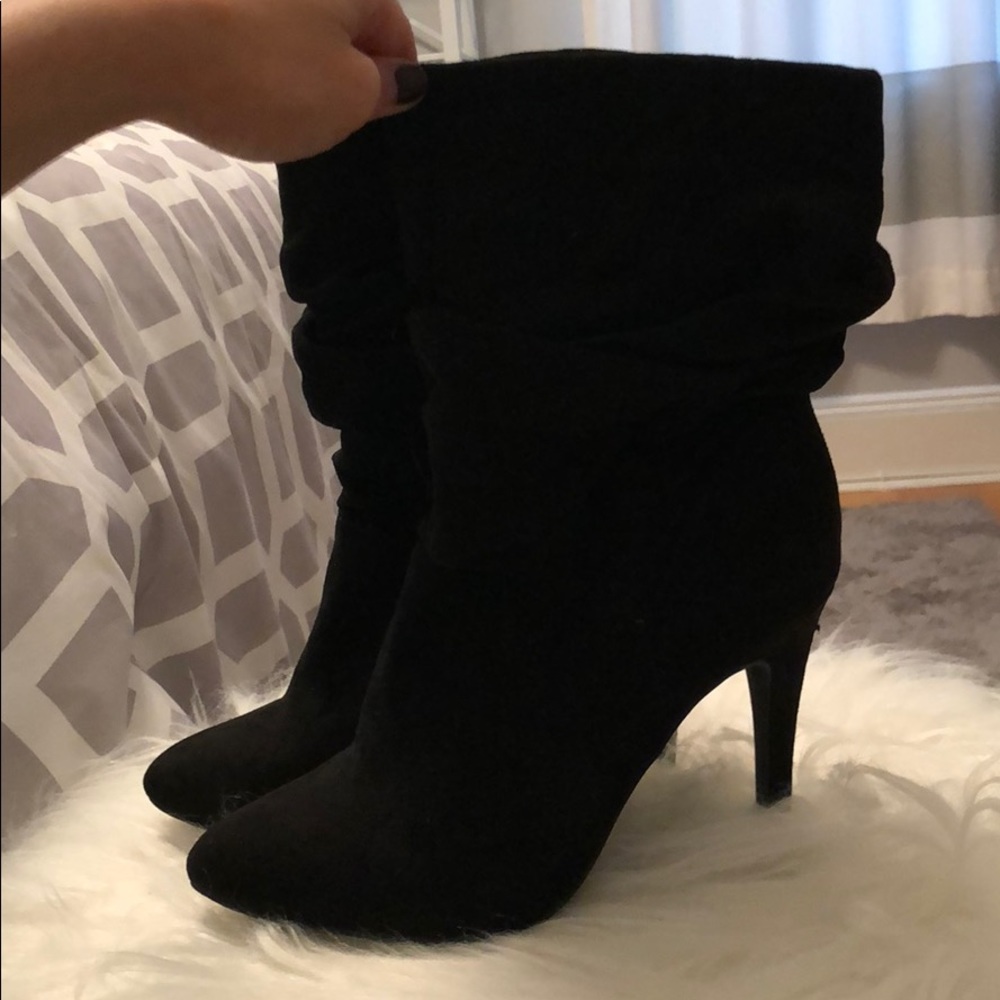 Black Scrunchy Heeled Booties
